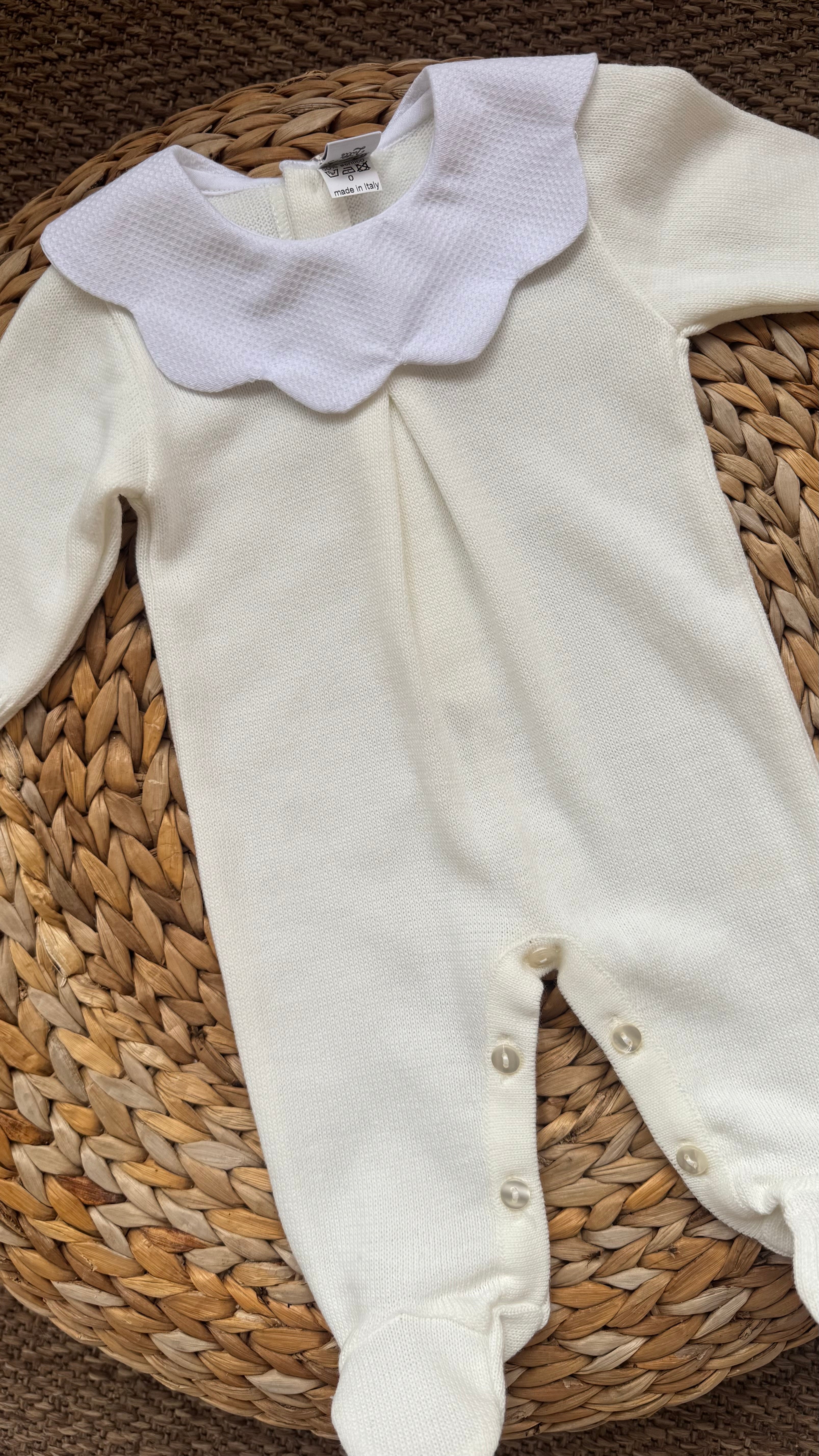 Tutina lana con colletto bianco personalizzabile