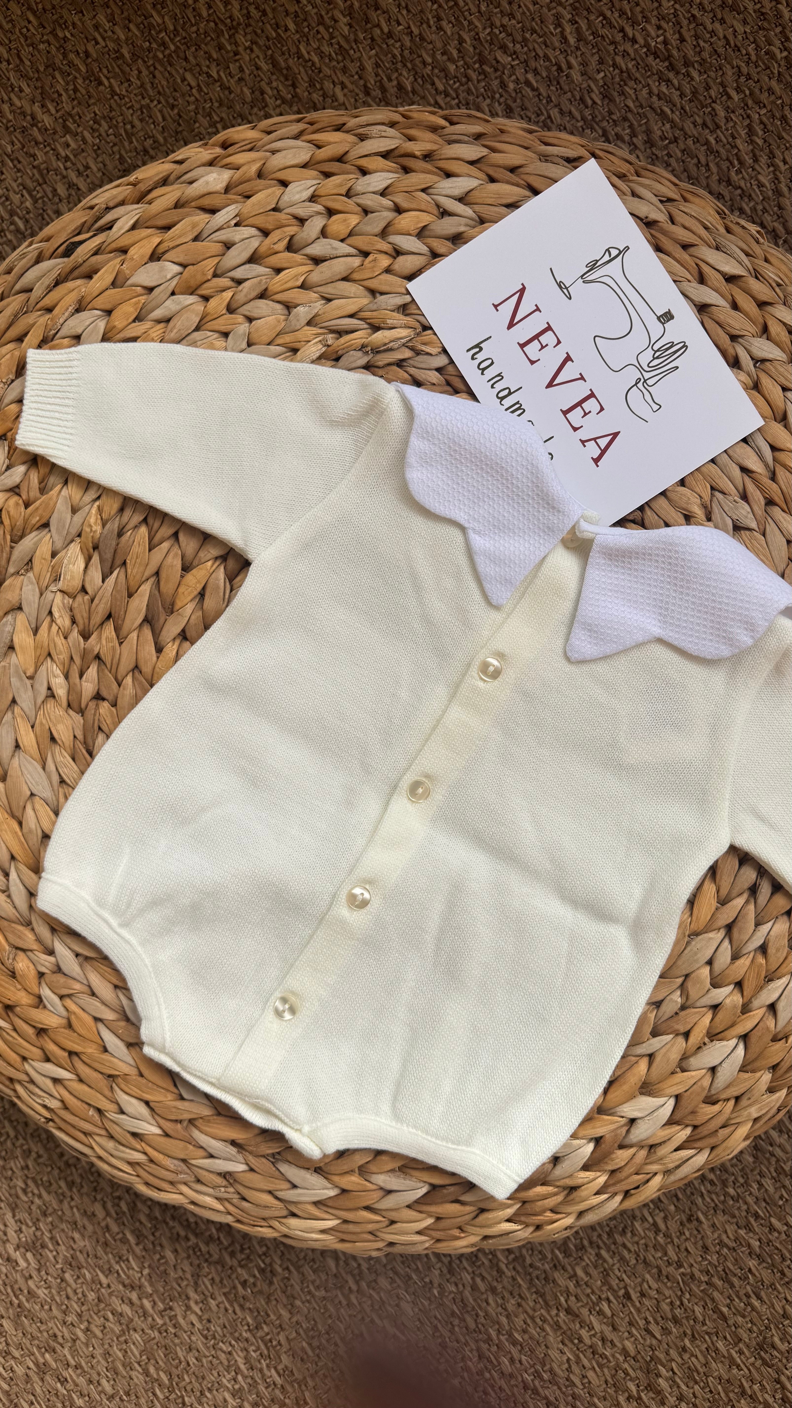 Pagliaccetto in lana con collo personalizzabile