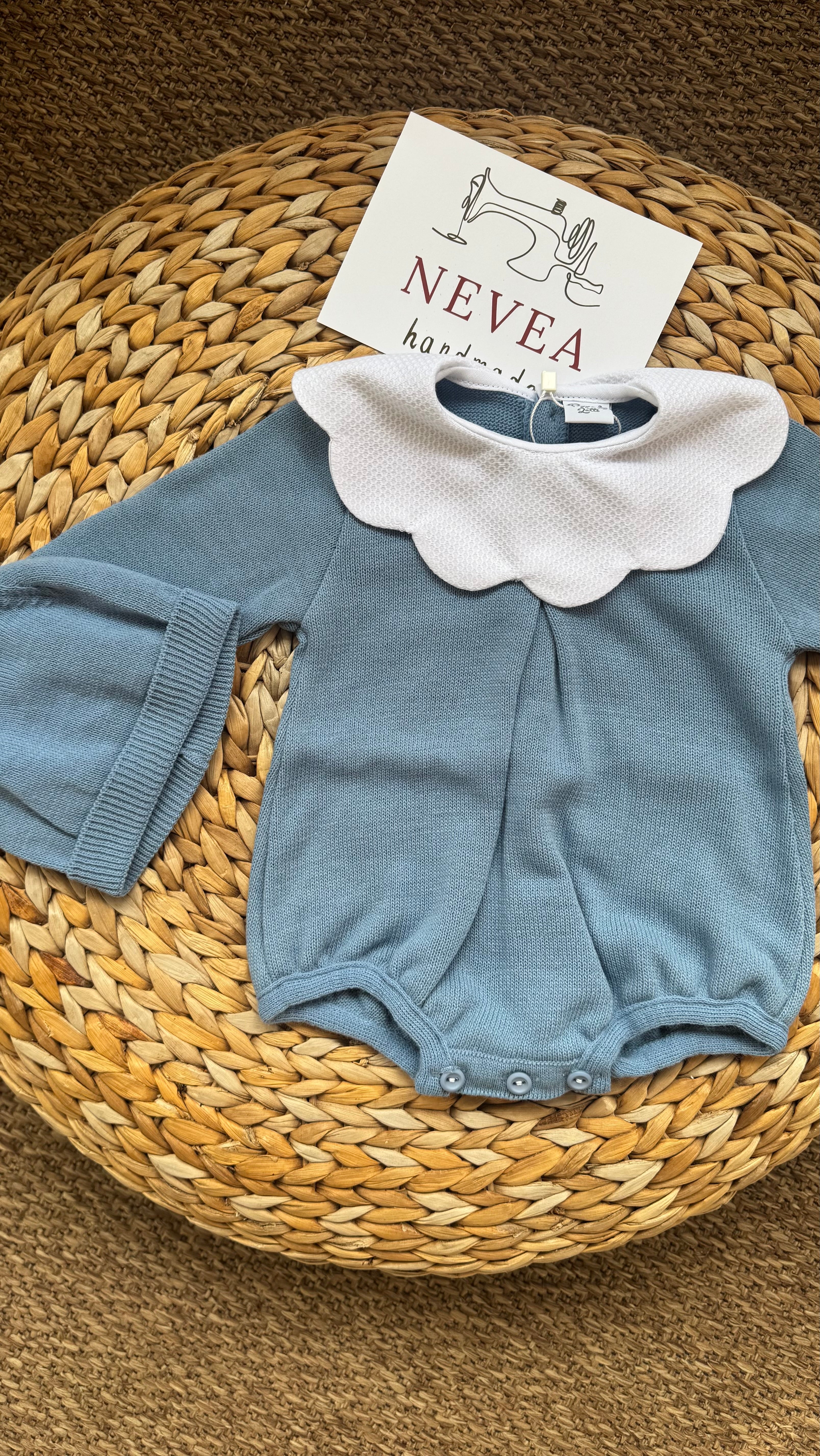 Pagliaccetto in lana con collo personalizzabile