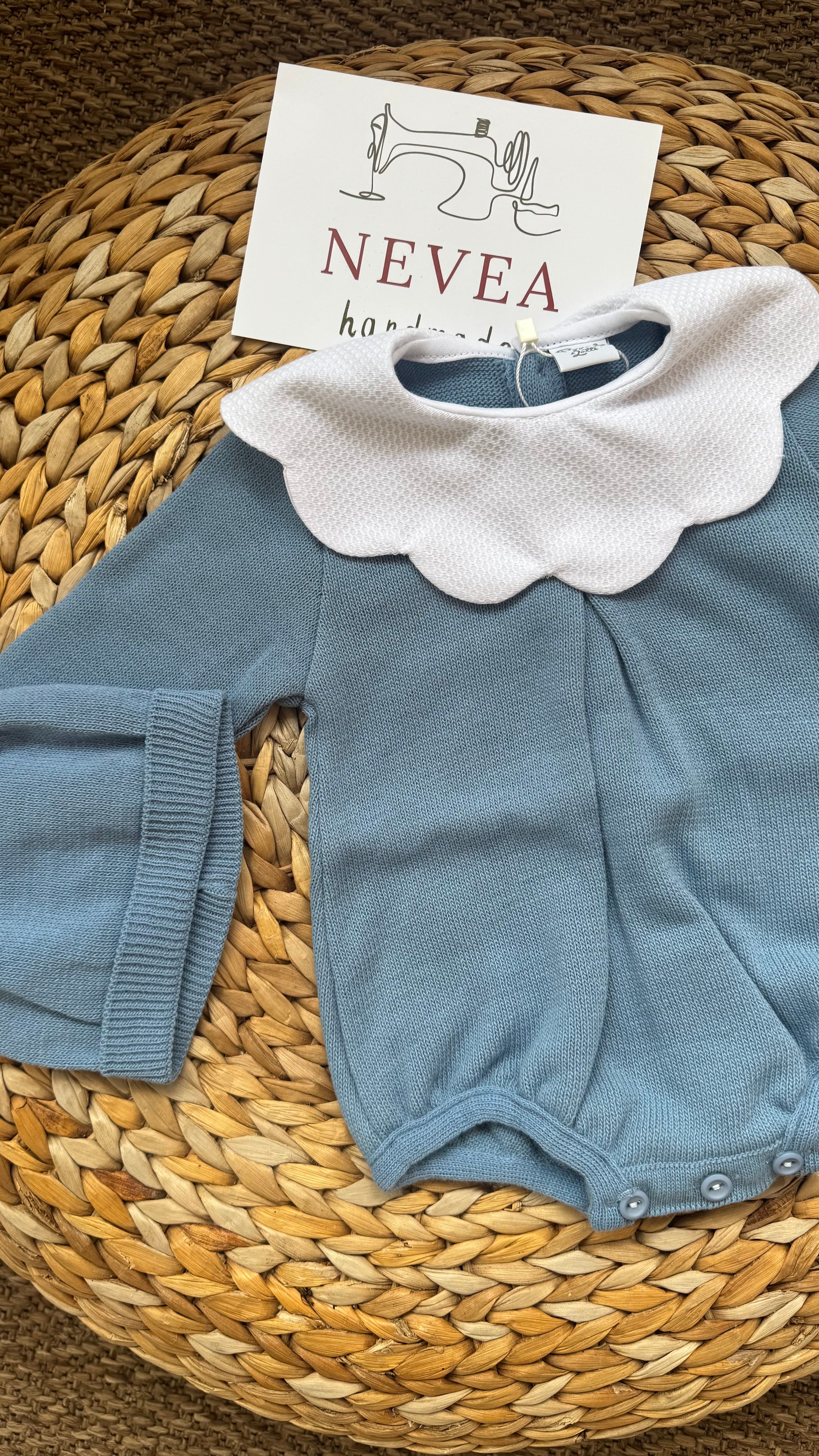 Pagliaccetto in lana con collo personalizzabile