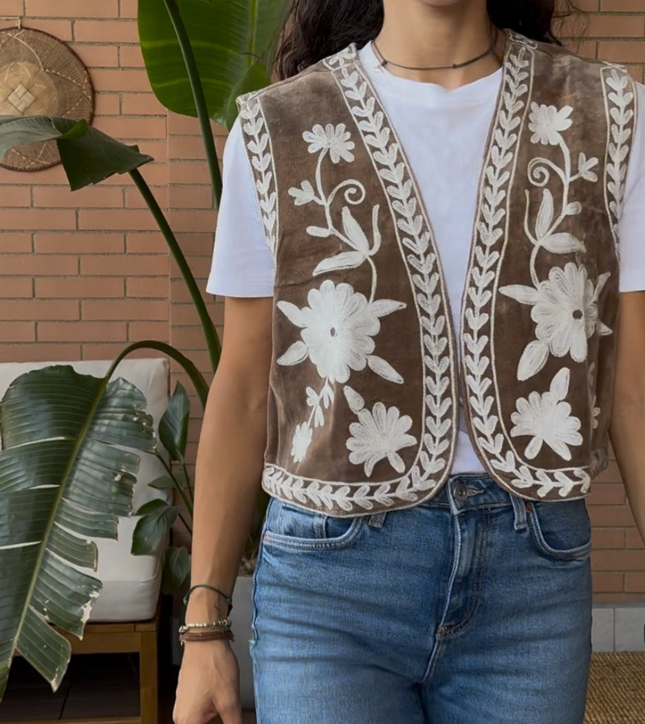 Gilet ricamato